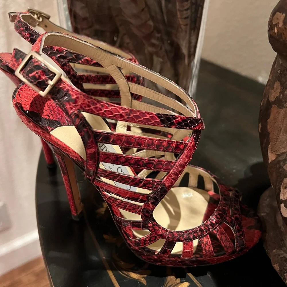 Python embossed sandals. - Picture 2 of 6